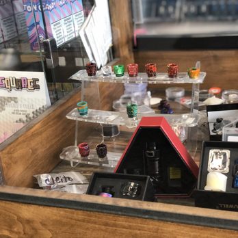 why is my raz vape not working after charging Raz Vape Review: Advanced Disposable Vapes