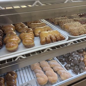 Country Donutz - Donuts Near Me - Salisbury, North Carolina Country Donutz - Donuts Near Me - Salisbury, North Carolina