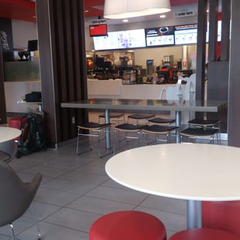 McDonald's - tables and chairs in a restaurant - Fast Food Near Me - Houston, Texas