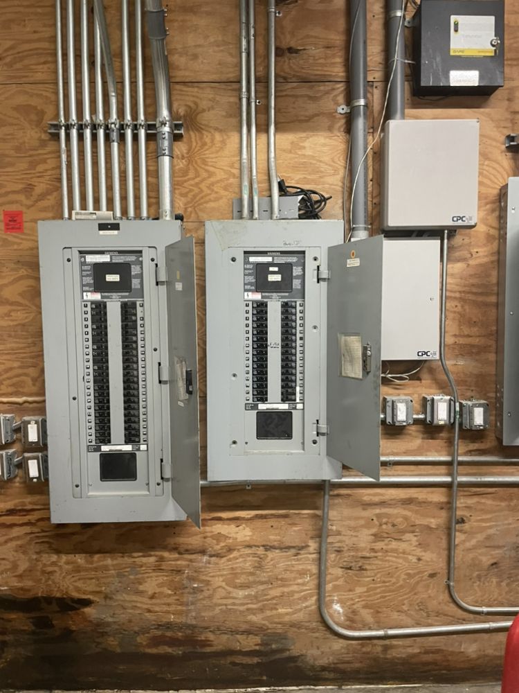 Slide of Green Electric Solutions
