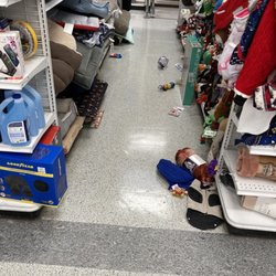 Ross Dress for Less - Products on the floors