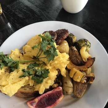 Magpie Cafe - Magpies breakfast plate - New American Near Me - Sacramento, California Magpie Cafe - Magpies breakfast plate - New American Near Me - Sacramento, California