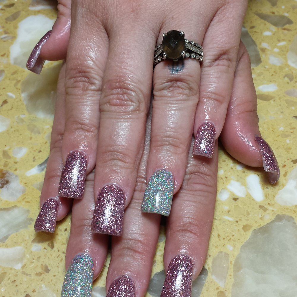 Creative Nails - Best set I've gotten in forever.  See Vanessa. She will hook you up! - Nail Salons Near Me - Las Vegas, Nevada