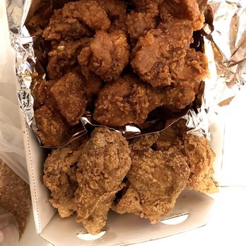bb.q Chicken LA K-Town - Half 1/2 and 1/2 Combo Special Fried Chicken - Korean Near Me - Los Angeles, California