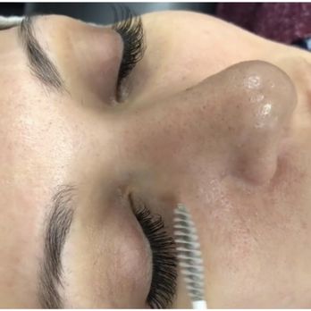 Rawaj Eyebrow Threading Spa - Mink eyelashes - Eyebrow Services Near Me - Brooklyn, New York