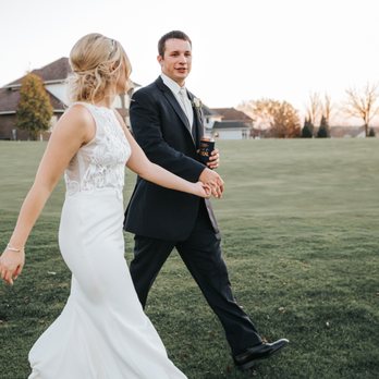 Fox Ridge Golf Club - Photo by Chelsea Dawn Weddings - Golf Near Me - Dike, Iowa Fox Ridge Golf Club - Photo by Chelsea Dawn Weddings - Golf Near Me - Dike, Iowa