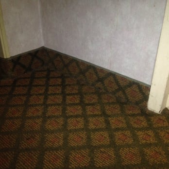 A Victory Inn & Suites - Pretty dirty... - Hotels Near Me - Ann Arbor, Michigan