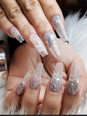 Shine Bright Like a Diamond - Skilled Nail Art at YNOT! Shine Bright Like a Diamond - Skilled Nail Art at YNOT!