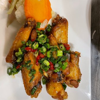 Pho Ao Sen - Chicken Winga - Vietnamese Near Me - Oakland, California