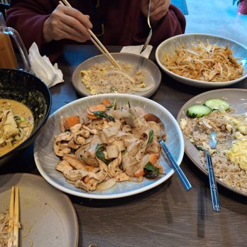 Siam Station - Thai Near Me - Cerritos, California