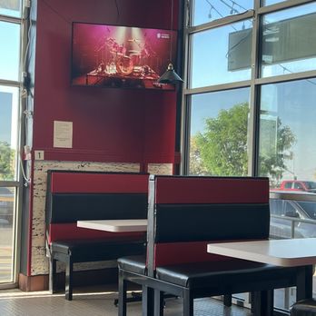 Mama Fresh Grill Teriyaki - Interior - Chicken Shop Near Me - Hesperia, California Mama Fresh Grill Teriyaki - Interior - Chicken Shop Near Me - Hesperia, California