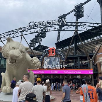 Comerica Park - Stadiums & Arenas Near Me - Detroit, Michigan Comerica Park - Stadiums & Arenas Near Me - Detroit, Michigan