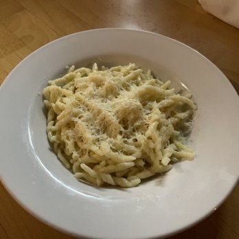 Postcards Restaurant - Butter pasta (with a hint of garlic and lots of Parmesan topping) upon special request from the kids menu - Seafood Near Me - Hanalei, Hawaii Postcards Restaurant - Butter pasta (with a hint of garlic and lots of Parmesan topping) upon special request from the kids menu - Seafood Near Me - Hanalei, Hawaii