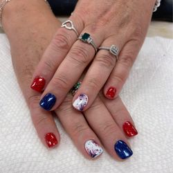 Sky nails