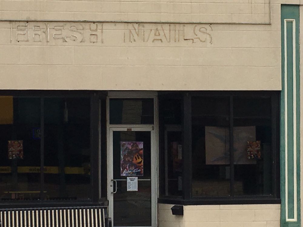 THE RETROCADE ARCADE 421 Delaware St, Leavenworth, Kansas Arcades