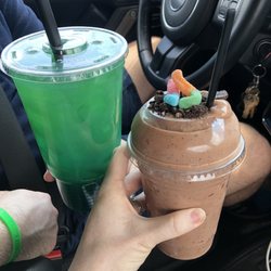 Ferndale Nutrition - Gusher mega tea and dirt cup shake