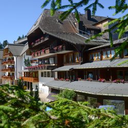 Schöne Aussicht - Front der Hotels
