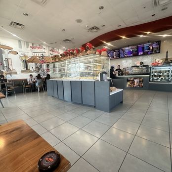 Paris Banh Mi - Main area - Sandwiches Near Me - Altamonte Springs, Florida Paris Banh Mi - Main area - Sandwiches Near Me - Altamonte Springs, Florida
