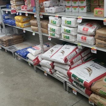 Smart & Final Extra! - a grocery store aisle - Grocery Near Me - Camarillo, California