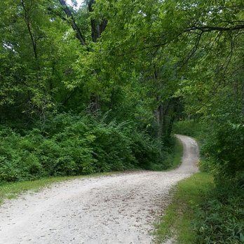 Chain O' Lakes State Park - Running the hills was hard but scenic. You can always hike instead.  The steepest hills were a little slow going but doable for all ages - Parks Near Me - Spring Grove, Illinois