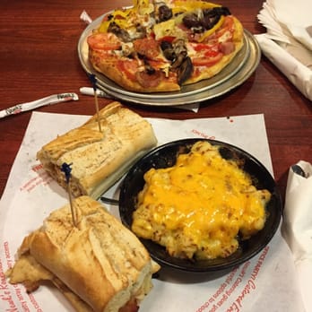 Newk's Eatery - The deluxe pizza, Newks Q, and baked mac n cheese - Pizza Near Me - Memphis, Tennessee Newk's Eatery - The deluxe pizza, Newks Q, and baked mac n cheese - Pizza Near Me - Memphis, Tennessee