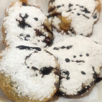 Delicious Freedom USA - Fried Oreo"s - Desserts Near Me - Pomona, California