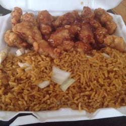Double Dragon - General Tso lunch plate w/ chicken fried rice