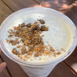 Superburger - Butterfinger malt drink