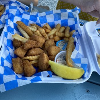 Tommy's Clam Shack - Sea scallops and fries - Seafood Near Me - Warwick, Rhode Island