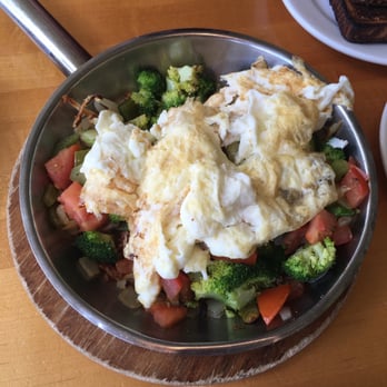Jasper's Cafe - Veggie skillet with egg whites - Breakfast & Brunch Near Me - Glenview, Illinois