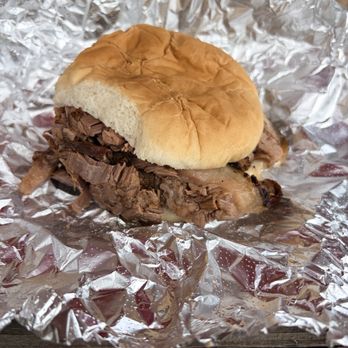 Reds Rooster - Brisket sandwich - Barbeque Near Me - Shenandoah Junction, West Virginia Reds Rooster - Brisket sandwich - Barbeque Near Me - Shenandoah Junction, West Virginia