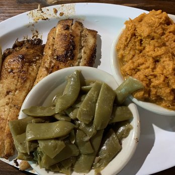 Seewee Restaurant - Flounder green beans sweet potato casserole - Seafood Near Me - Awendaw, South Carolina Seewee Restaurant - Flounder green beans sweet potato casserole - Seafood Near Me - Awendaw, South Carolina