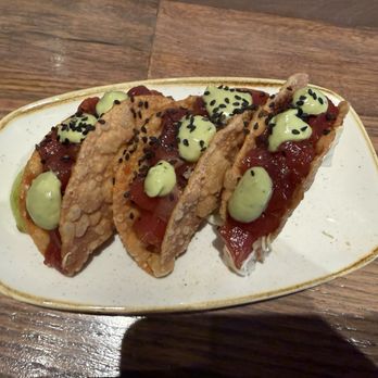 Monkeypod Kitchen - Poke tacos - good - Tacos Near Me - Honolulu, Hawaii Monkeypod Kitchen - Poke tacos - good - Tacos Near Me - Honolulu, Hawaii