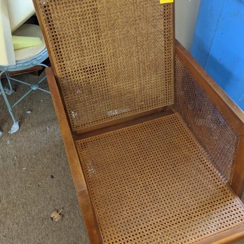 Fosso's Upholstery - Custom recaning - Furniture Reupholstery Near Me - Thousand Oaks, California Fosso's Upholstery - Custom recaning - Furniture Reupholstery Near Me - Thousand Oaks, California