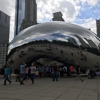 Cloud Gate - Public Art Near Me - Chicago, Illinois