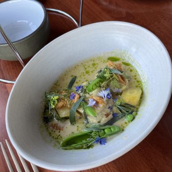 Le Coin - Seafood Near Me - Seattle, Washington