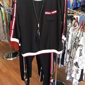 Bags & Rags - Outfit - Women's Clothing Near Me - Carefree, Arizona Bags & Rags - Outfit - Women's Clothing Near Me - Carefree, Arizona