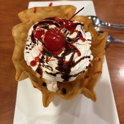 Tapatio Mexican Grill - Deep Fried Ice Cream