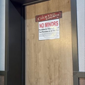 Denny's - Gambling room, I'd assume‍ - Diners Near Me - Woodburn, Oregon