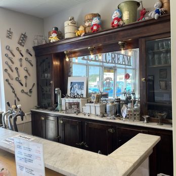 Chuck's Homemade - Ice Cream & Frozen Yogurt Near Me - Southport, North Carolina Chuck's Homemade - Ice Cream & Frozen Yogurt Near Me - Southport, North Carolina