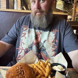 Ol prospector burger and fries