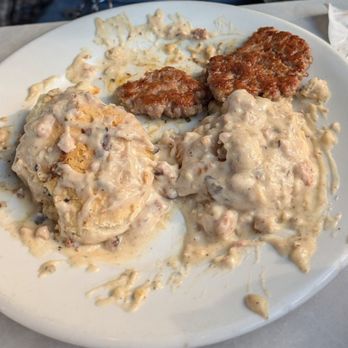 Lil Joe’s - Biscuits and gravy - Diners Near Me - Sacramento, California