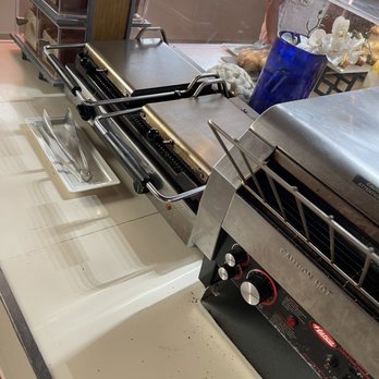 Sandos Cancun - Rusty and dirty food equipment - Hotels Near Me - Cancún, ROO