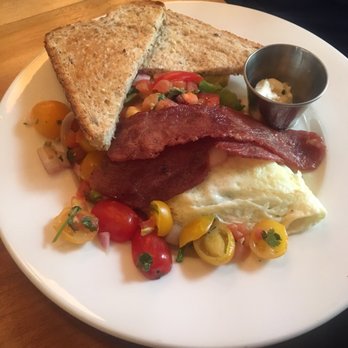 Beatrix - Streeterville - Egg white omelet - New American Near Me - Chicago, Illinois