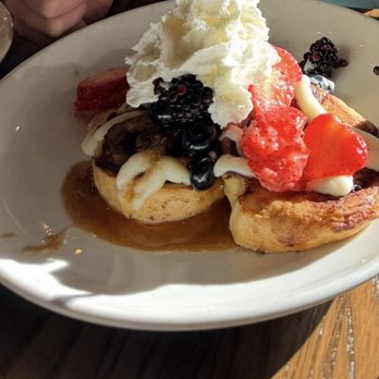 Another Broken Egg Cafe - The French toast - American Near Me - Orlando, Florida