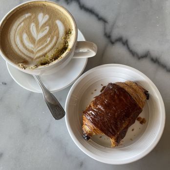 Le Cafe Du Val - Coffee and pastry - Cafes Near Me - Henderson, Nevada