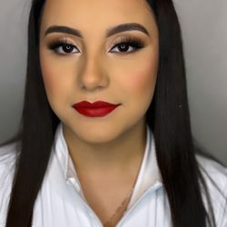 Adrianas Beauty