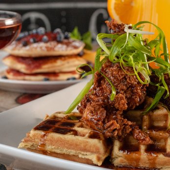 Mulligans Golf Bar - Chicken & Waffles. Brunch served weekends from 11am-3pm. - Gastropubs Near Me - Ottawa, Ontario