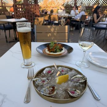 Chelsea - Oysters, Tikka masala fried chicken, adult beverages - New American Near Me - Santa Monica, California Chelsea - Oysters, Tikka masala fried chicken, adult beverages - New American Near Me - Santa Monica, California