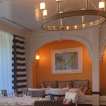 Vintner Grill - Romantic banquettes - New American Near Me - Las Vegas, Nevada Vintner Grill - Romantic banquettes - New American Near Me - Las Vegas, Nevada